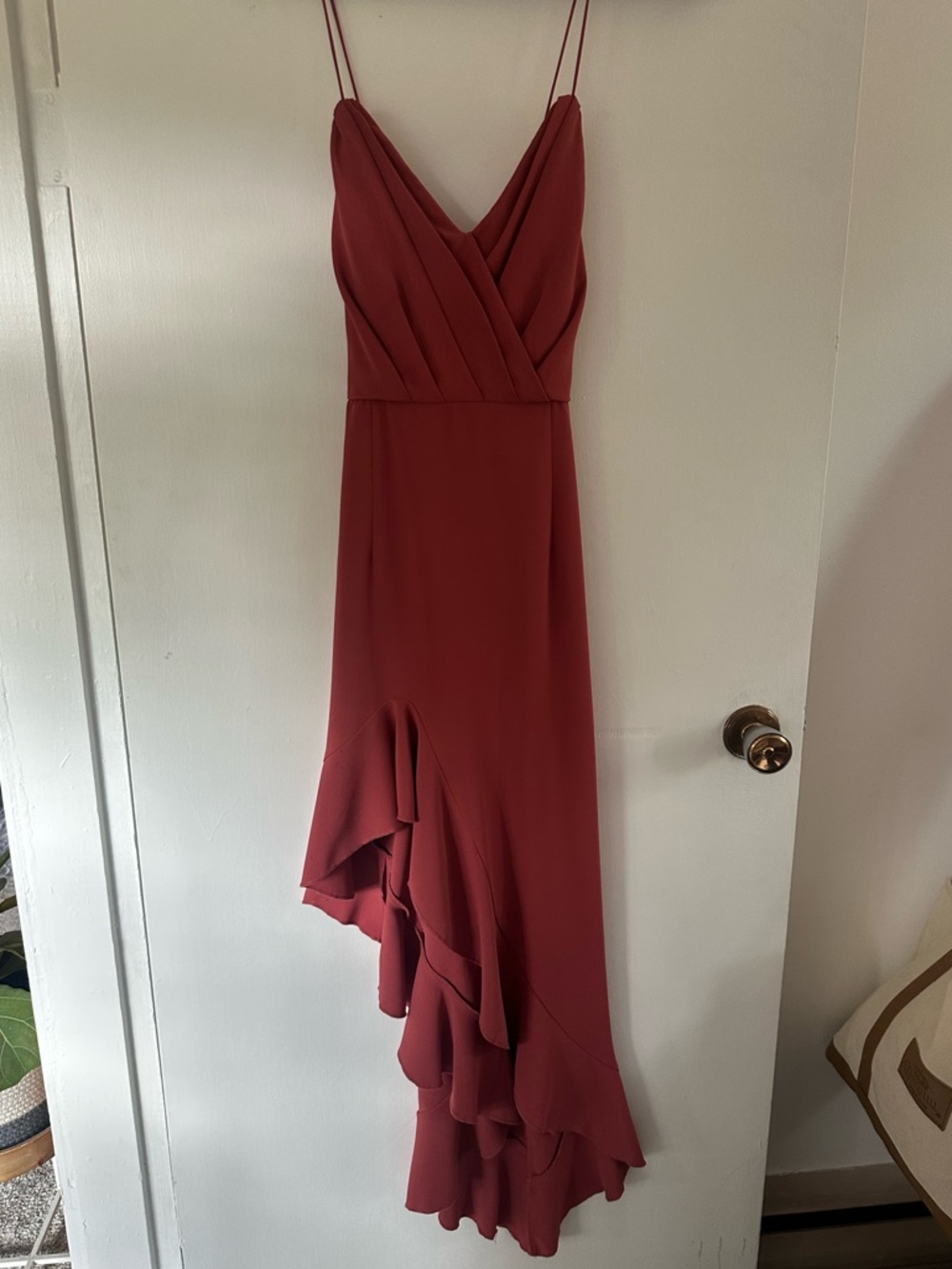 Stunning Ruffle Hem Dress 💃